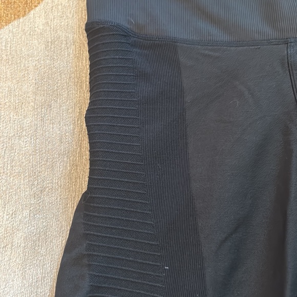 Nike leggings - Picture 2 of 3